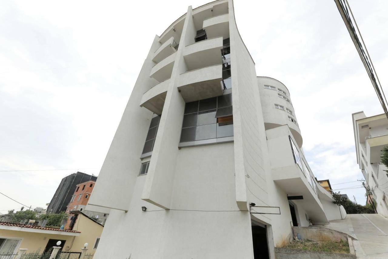 Hotel Gjuta Tirana Exterior foto
